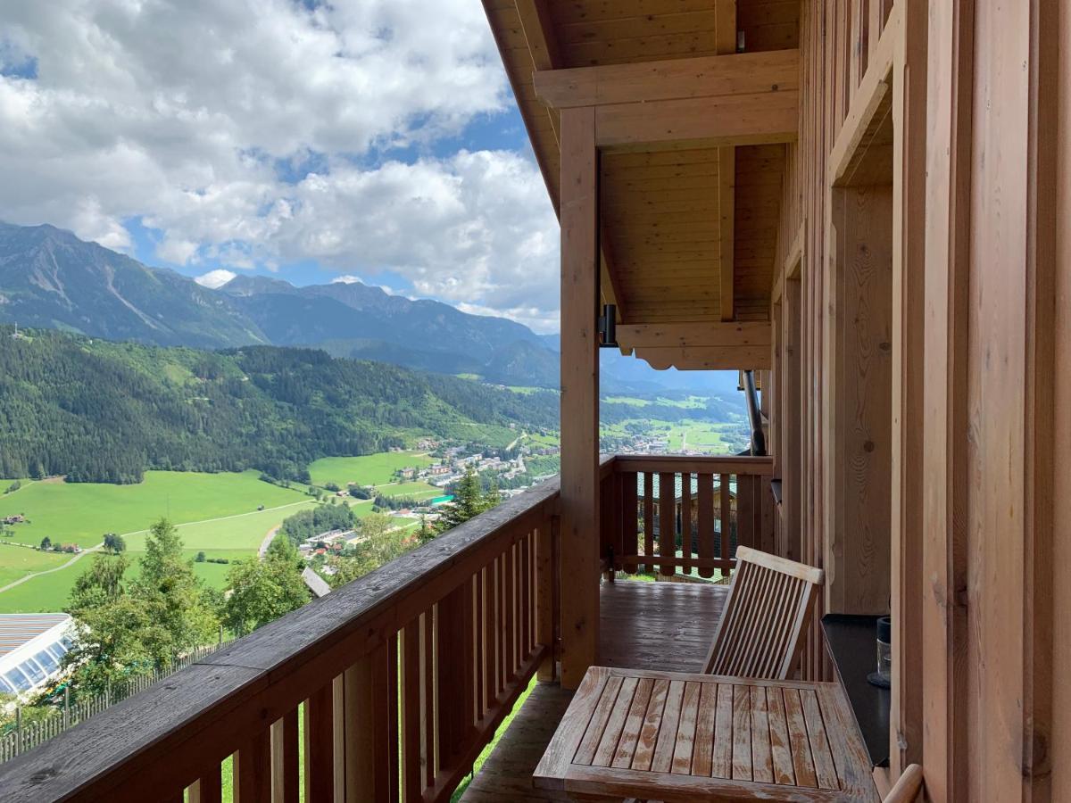 La Montana - Ski & Hiking Lodge Schladming Exterior photo