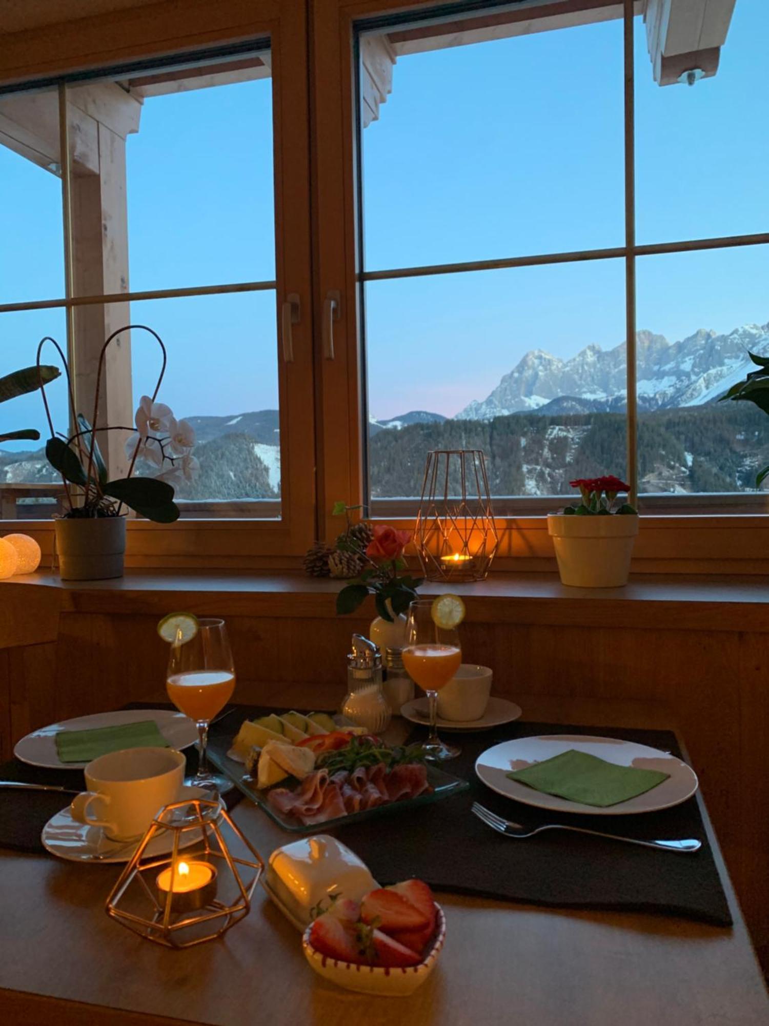 La Montana - Ski & Hiking Lodge Schladming Exterior photo